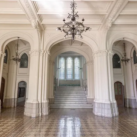 Le Château Vallombrosa By Halldis Appartement