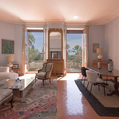 Le Château Vallombrosa By Halldis Appartement